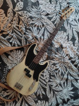 Fender Mike Dirnt road worn precision