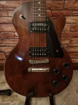 P: Gibson Les Paul Studio