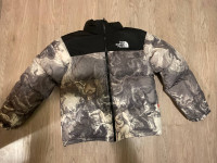 SUPREME X THE NORTH FACE WINGS OF REDEMPTION BUNDA PUHOVKA JAKNA M