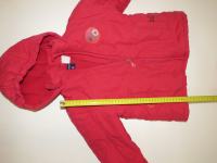 UGODNO: roza / rdeča dekliška bunda za 4 leta