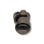 (8805,8806) Fotoaparat Canon EOS 550D + objektiv Canon 18-200mm