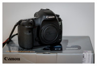Canon EOS 5D Mark III z nekaj opreme