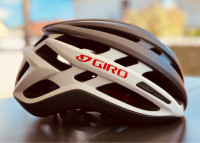 Kolesarska čelada GIRO AGILIS L