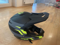 MTB Fullface čelada. O’Neal fury stage, XS.