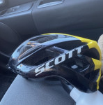 OTROSKA KOLESARSKA CELADA SCOTT