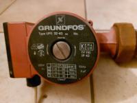 Črpalka Grundfos UPS 32-40