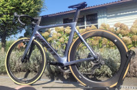 Giant Propel Advance 1, 2023. Kot nov! Velikost: M/L