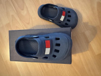 Otroški sandali natikači Tommy Hilfiger kot novi