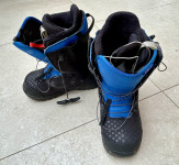 BURTON - otroski snowboard cevlji (st. 40) + vezi (L)