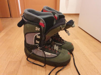 Rossignol čevlji za snowboardanje, št. 42,5