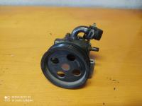 Ford Fiesta servo črpalka pumpa  1.3i -08