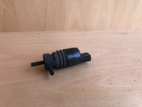 serija 5 7 x5 x3 f10 f01 e70 črpalka za pranje motorček 6934160