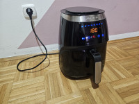 Air fryer cvrtnik na vroč zrak digitalni - NOV