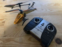Daljinsko voden helikopter NOVO