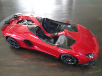Lamborghini Aventador na daljinsko vodenje