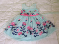 OBLEKE ZA PUNČKO - SVEČANE