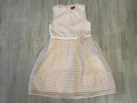 S oliver svečana obleka vel.128