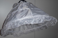 Podkrilo / krinolina št. 122 / 128 / 134, 6-10 let, ko tnovo