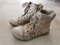 Gležnarji za puncke velikost 32