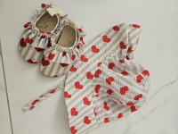 konges slojd komplet copatki in kapica 20/21