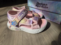 Skechers sandali Unicorn Dream št.27