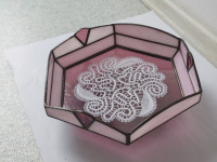 MUZEJSKA STEKLENA SKLEDA,IDRIJSKA ČIPKA V BARVNEM STEKLU,ROČNO DELO