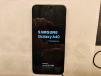 Samsung Galaxy A40 - 4/64 GB - črn (odklenjen), SM-A405FN/DS za dele