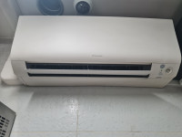 Multi-split klimo DAIKIN (2x notranja enota + 1x zunanja e.) - l2018