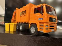 Bruder smetarski avto Man TGA