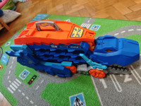 Hot Wheels T-Rex Transporter