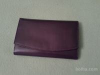 Temno rjava ženska usnjena denarnica