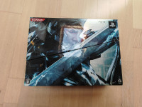 METAL GEAR RISING REVENGEANCE Collector za playstation 3 ps3