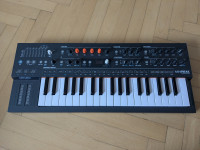Arturia MiniFreak | 37-key Hybrid Synthesizer