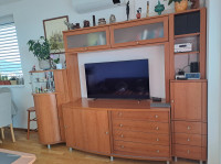 Regal za dnevno sobo