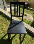 Črna Ikea stol