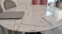 Miza Prada, črne noge - plošča bel marmor 100*75  Cena 60eur