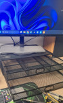 2x podstavek za monitor/ekran, odlagalnik, predalnik