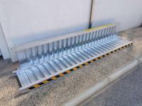 Nakladalne rampe NTS 3T/3000 z robom