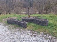 Podarim gosenice od mini bagra