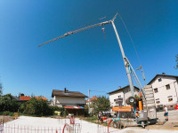 Samopostavljivi gradbeni žerjav Vicario OMV 330
