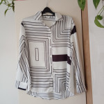 BELO ČRNA BLUZA 42