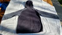 Fantovski pulover s kapuco,dolg rokav črn št. 128 od 7-8 let