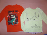 Majici - dolg rokav, št. 134 (cena za obe: 5 eur)