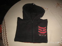 OTROŠKA MAJCA Z KAPUCO za 9-10 let