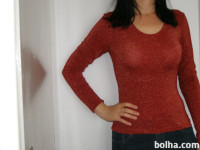 svetleča rdeča majica