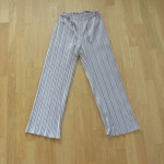 široke hlače velikosti 13/14 let (DEJANSKA VELIKOST JE ŠT. 158/164)