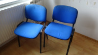 2× pisarniški / konferenčni stol – lepo ohranjena