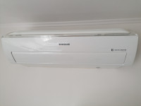 Klimatska naprava Samsung