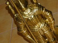 Kovinski VITEZ (gold) POPOLNOMA NOV !