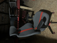 Pisarniški stol / gaming stol